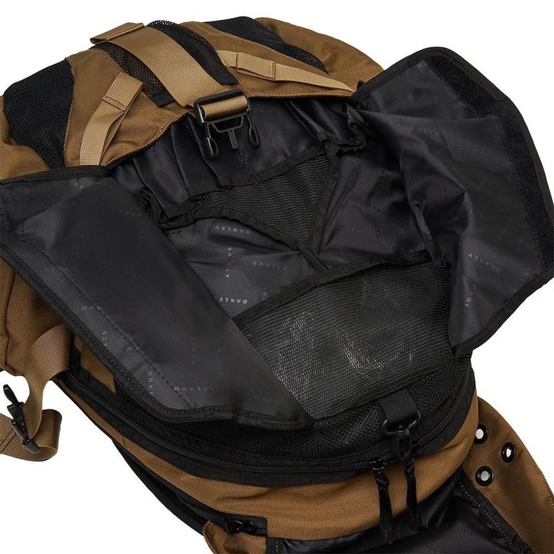 Mochila Oakley Icon RC Backpack 32L WT25 Coyote - Bolsa / Mochila